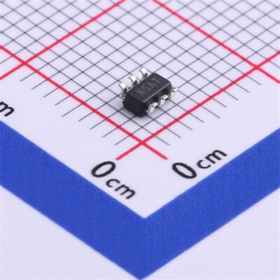 24V IC Integrated Circuits MAX1837EUT50+T Internal Switch Step Down Converters